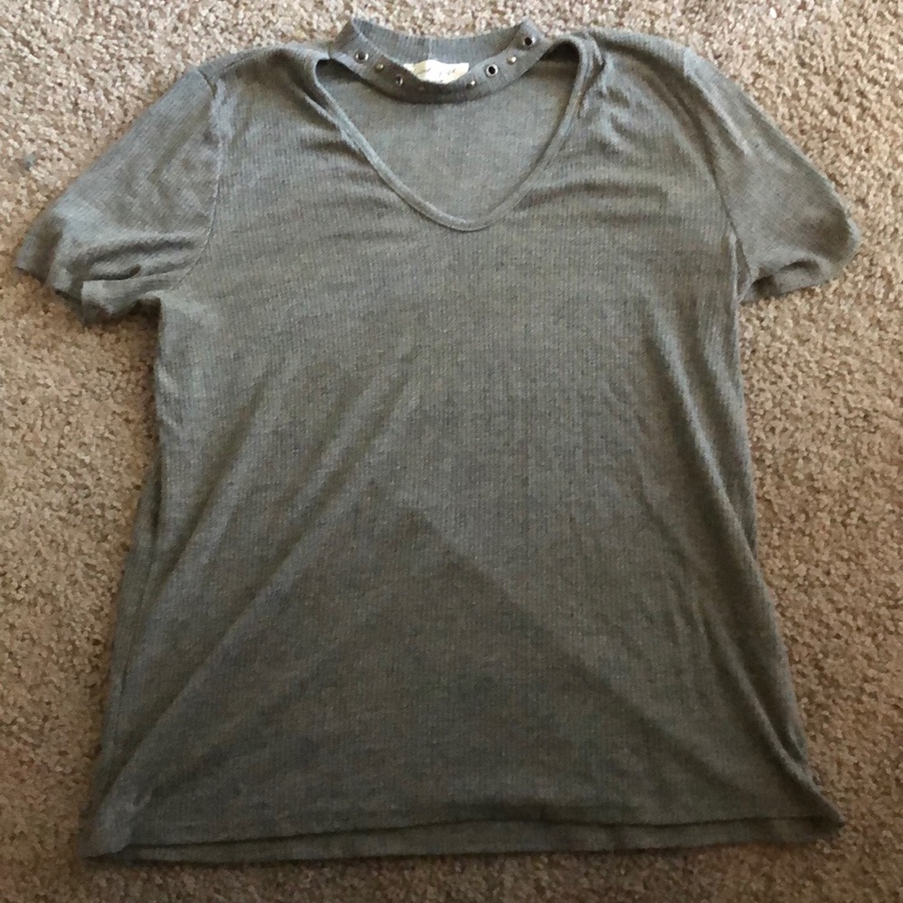 Gray choker T-shirt